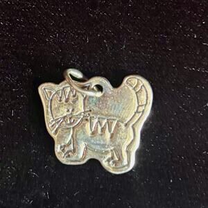 Lucy Ann Sterling Silver Cat Mini Charm 3/4 inches